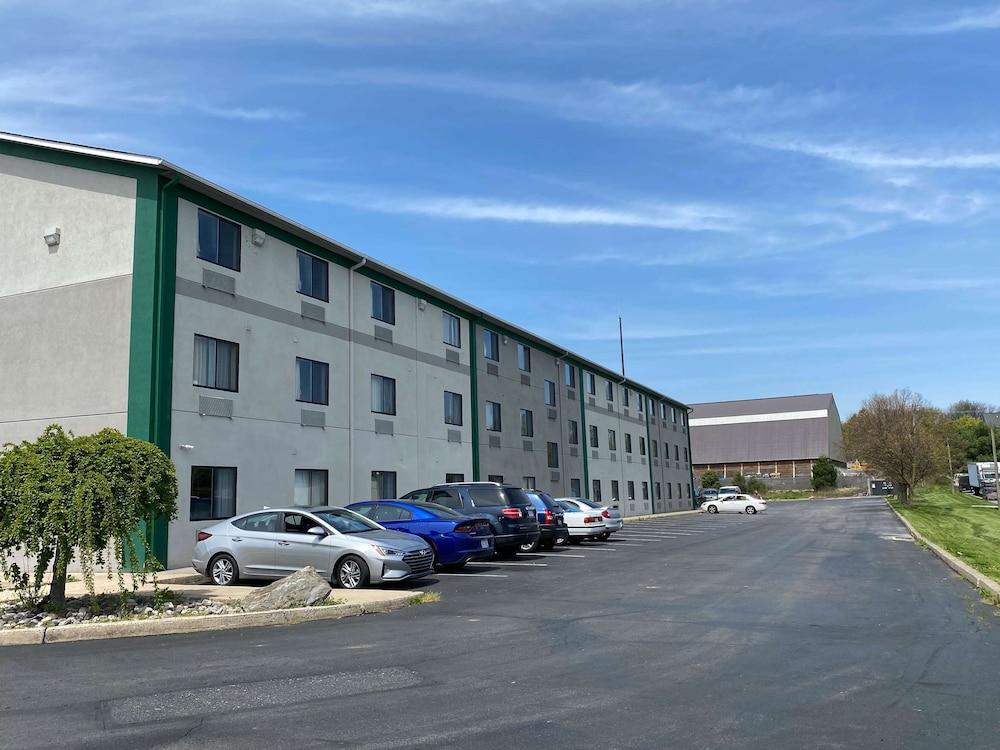 Motel 6 Lancaster Fertility Exterior photo
